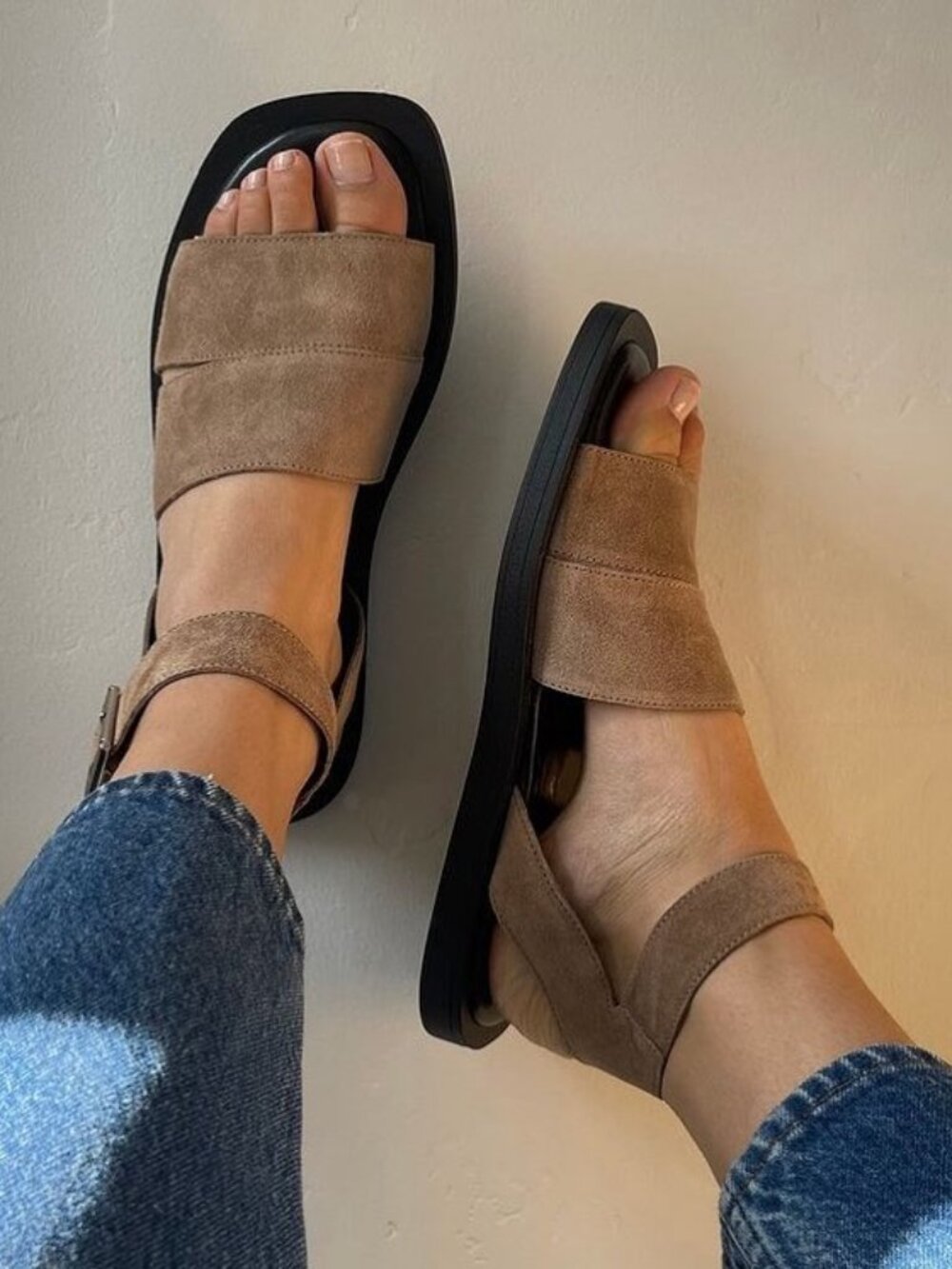 TAKEOFF sandals by Matisse Sz 10